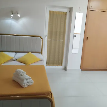 Acomodação com café da manhã  Giusy Scafati
