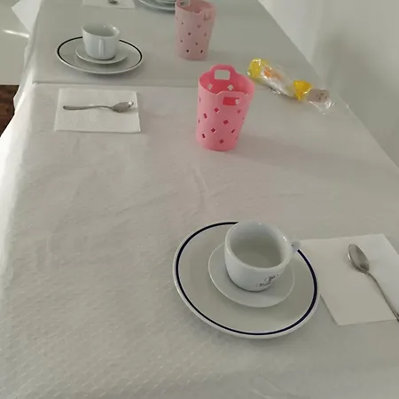 Acomodação com café da manhã  Giusy 4*